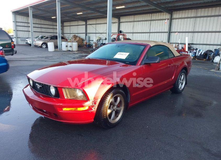 Photo 2 of 2006 Ford Mustang GT (VIN 1ZVHT85H365231488)