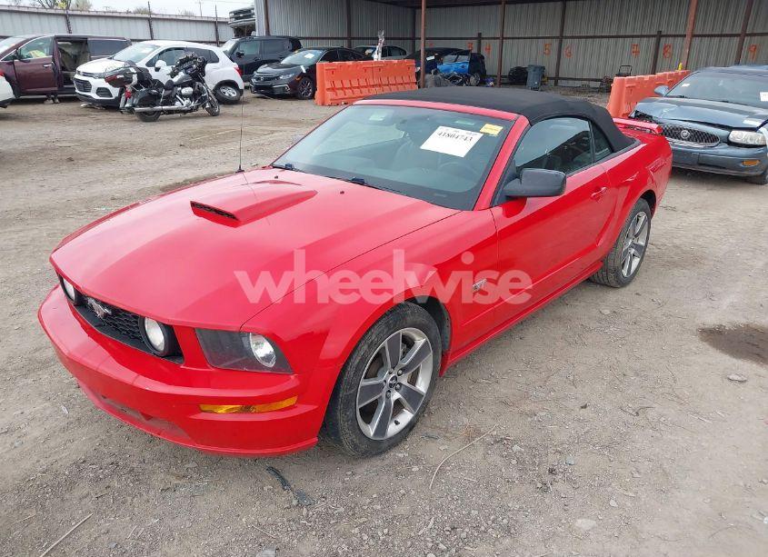 Photo 2 of 2008 Ford Mustang GT DELUXE/GT PREMIUM (VIN 1ZVHT85H485103876)