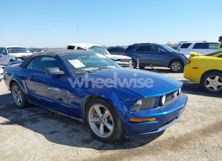 2006 Ford Mustang GT (VIN 1ZVHT85H565226972) main photo