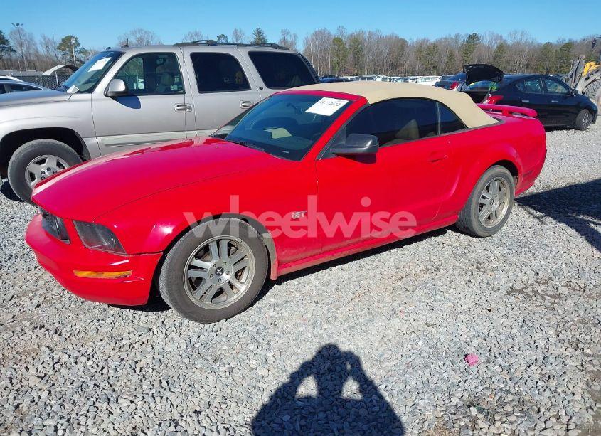 Photo 2 of 2006 Ford Mustang GT (VIN 1ZVHT85H565265397)