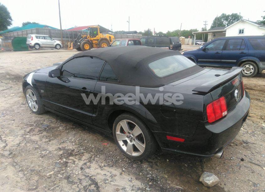 Photo 3 of 2007 Ford Mustang GT DELUXE/GT PREMIUM (VIN 1ZVHT85H675258993)