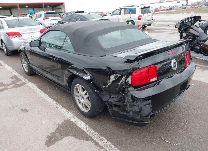 Photo 3 of 2005 Ford Mustang GT (VIN 1ZVHT85H755181547)