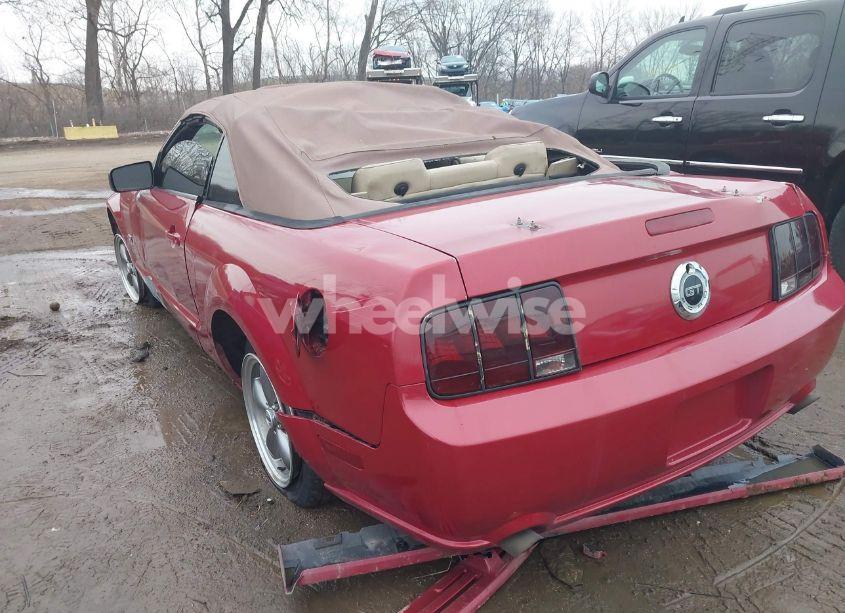 Photo 3 of 2005 Ford Mustang GT (VIN 1ZVHT85HX55196138)