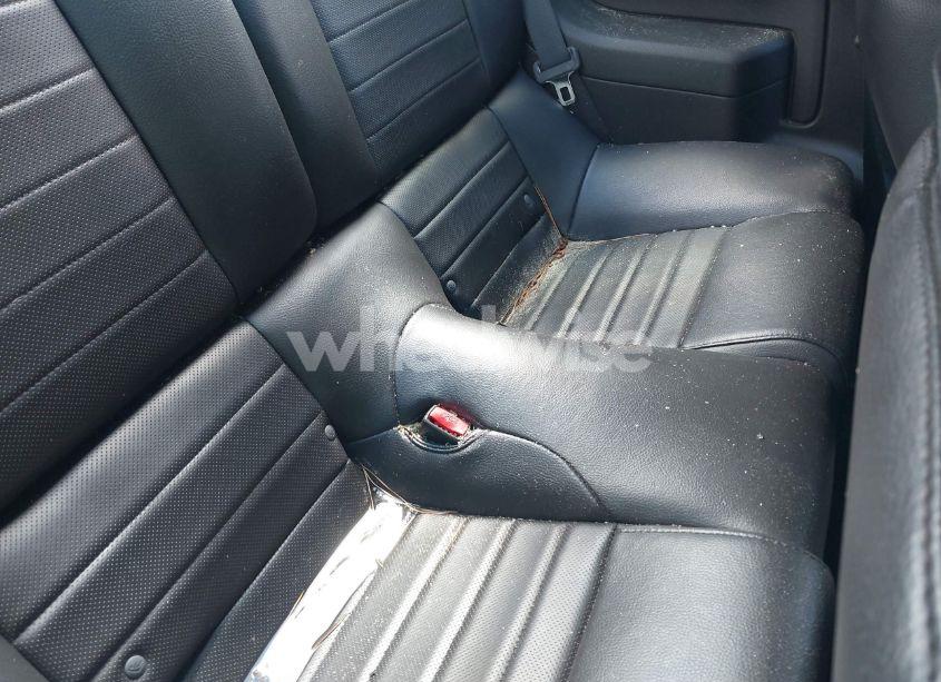 Photo 8 of 2008 Ford Shelby GT500 (VIN 1ZVHT88S885103743)