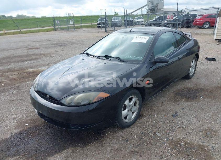 Photo 2 of 1999 Mercury Cougar V6 (VIN 1ZWFT61LXX5671727)