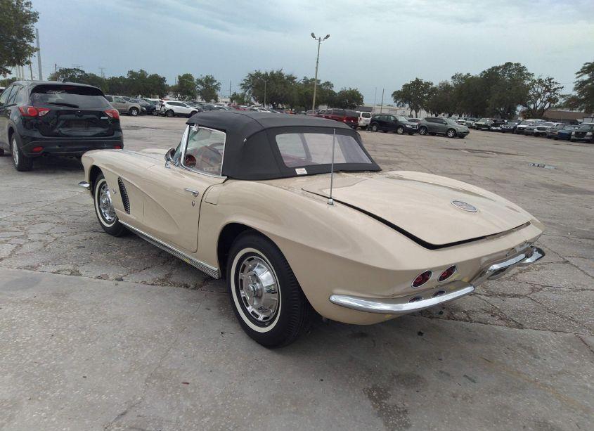 Photo 3 of 1962 Chevrolet Corvette N/A (VIN 20867S110449)