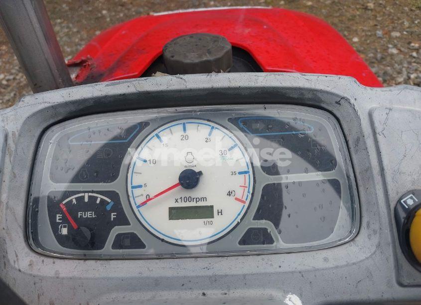 Photo 7 of 2017 Mahindra Emax 22G CVG TRACTOR (VIN 22GRH00598)