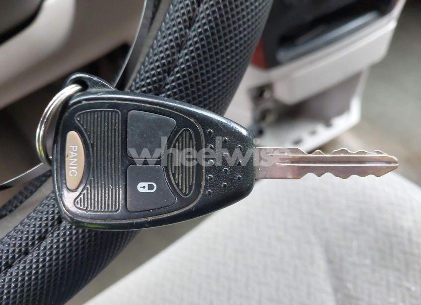 Photo 11 of 2006 Chrysler Town & COUNTRY LX (VIN 2A4GP44R06R665600)