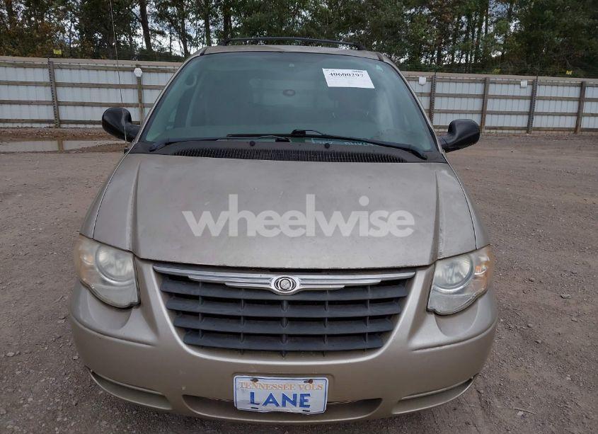 Photo 6 of 2006 Chrysler Town & COUNTRY LX (VIN 2A4GP44R06R665600)
