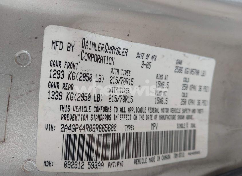 Photo 9 of 2006 Chrysler Town & COUNTRY LX (VIN 2A4GP44R06R665600)