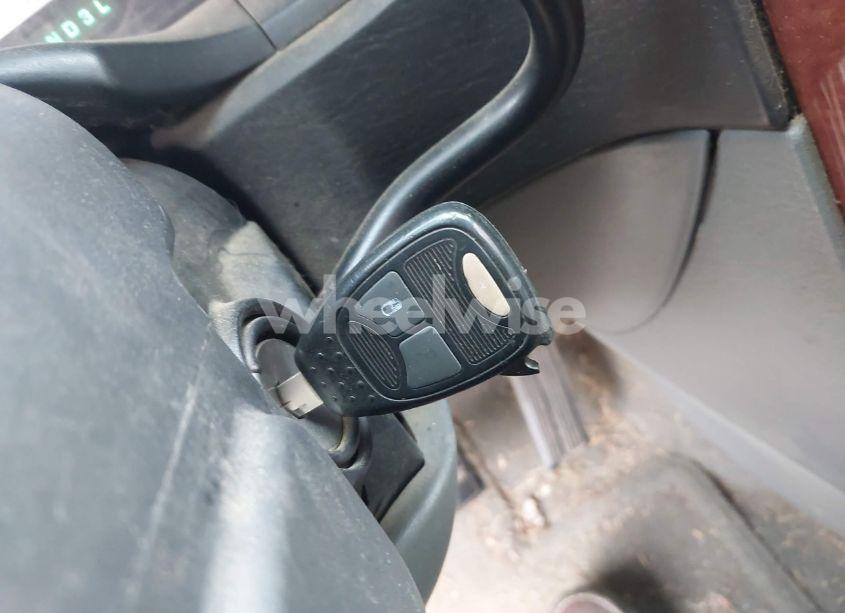 Photo 11 of 2006 Chrysler Town & COUNTRY LX (VIN 2A4GP44R06R897517)