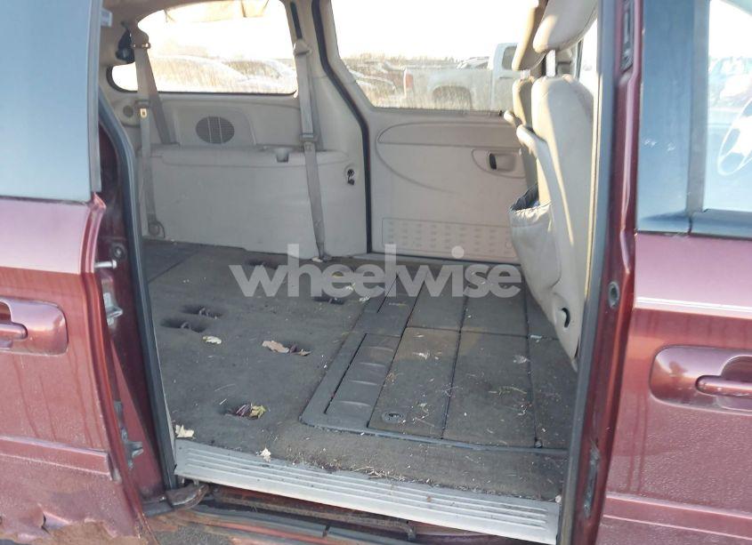 Photo 8 of 2007 Chrysler Town & COUNTRY LX (VIN 2A4GP44R17R252585)