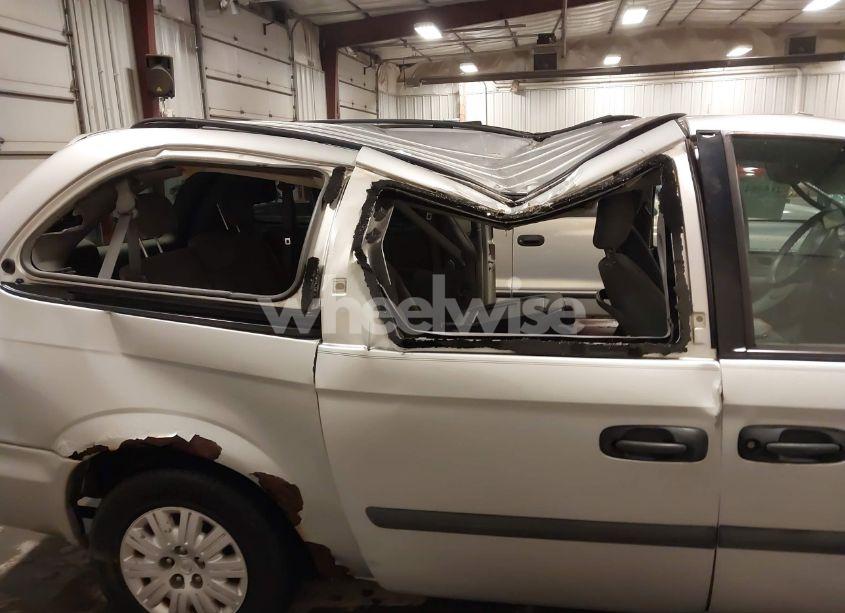 Photo 6 of 2007 Chrysler Town & COUNTRY LX (VIN 2A4GP44R27R267161)