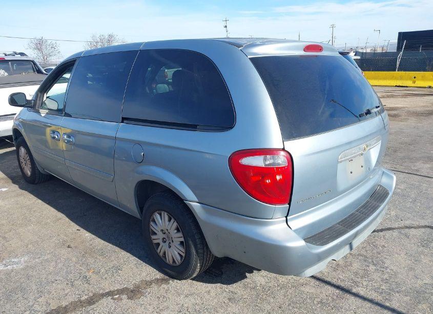 Photo 3 of 2006 Chrysler Town & COUNTRY LX (VIN 2A4GP44R46R730996)