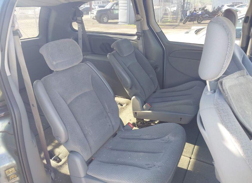 Photo 8 of 2006 Chrysler Town & COUNTRY LX (VIN 2A4GP44R46R730996)