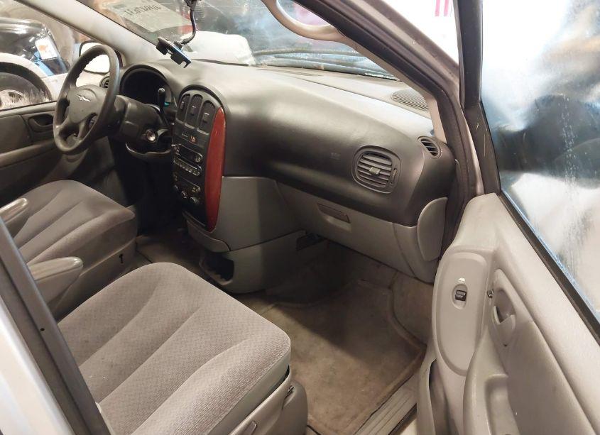 Photo 5 of 2006 Chrysler Town & COUNTRY LX (VIN 2A4GP44R66R634352)