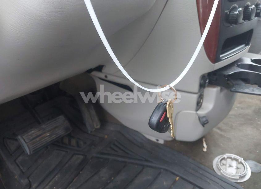 Photo 12 of 2006 Chrysler Town & COUNTRY LX (VIN 2A4GP44R76R827769)