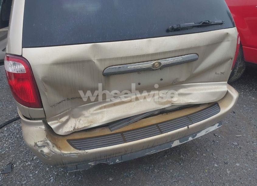 Photo 6 of 2006 Chrysler Town & COUNTRY LX (VIN 2A4GP44R76R827769)