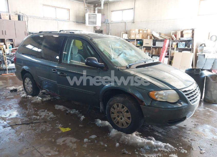 2006 Chrysler Town & COUNTRY LX (VIN 2A4GP44R86R794961) main photo