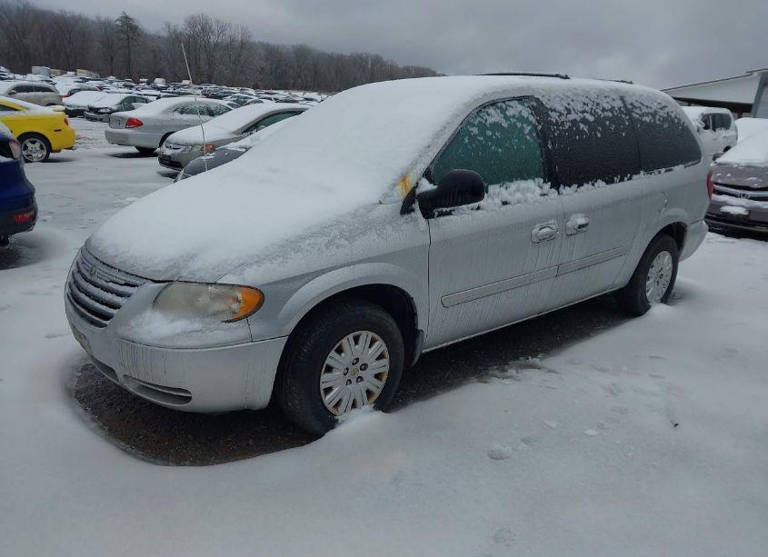 Photo 2 of 2006 Chrysler Town & COUNTRY LX (VIN 2A4GP44R86R833516)