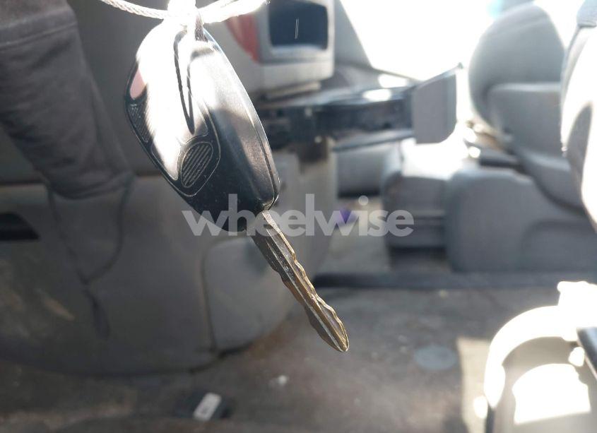 Photo 11 of 2006 Chrysler Town & COUNTRY LX (VIN 2A4GP44R96R632272)