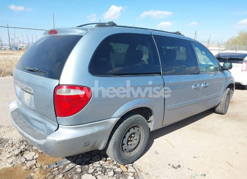 Photo 4 of 2006 Chrysler Town & COUNTRY LX (VIN 2A4GP44R96R632272)