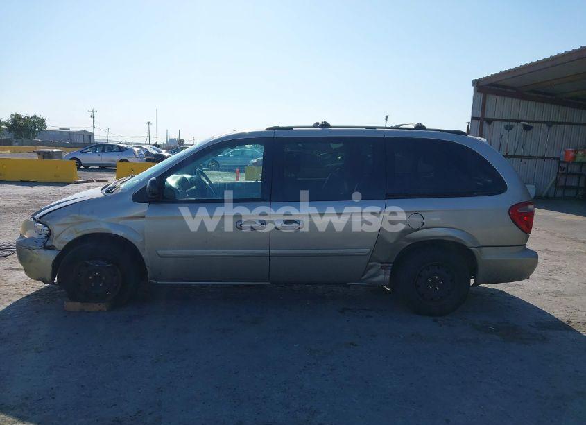 Photo 14 of 2006 Chrysler Town & COUNTRY LX (VIN 2A4GP44RX6R704158)
