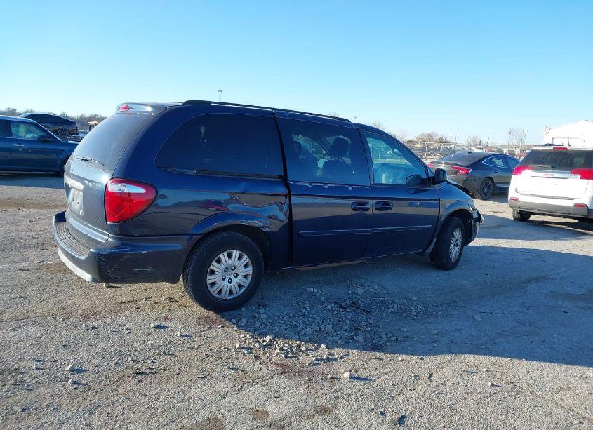 Photo 4 of 2006 Chrysler Town & COUNTRY LX (VIN 2A4GP44RX6R851063)
