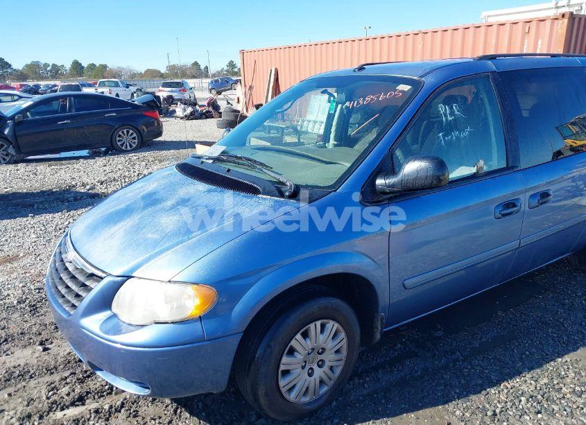 Photo 6 of 2007 Chrysler Town & COUNTRY LX (VIN 2A4GP44RX7R191530)