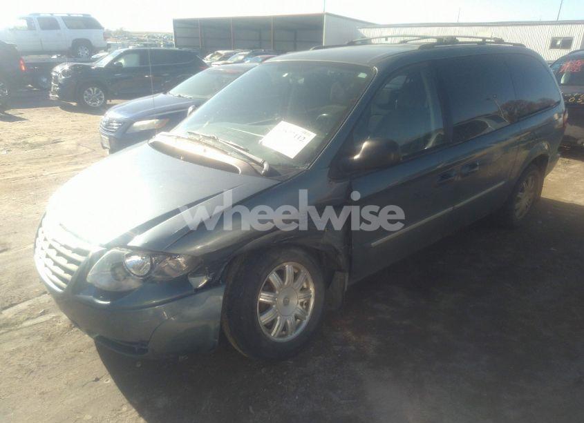 Photo 2 of 2006 Chrysler Town & COUNTRY TOURING (VIN 2A4GP54L06R906685)