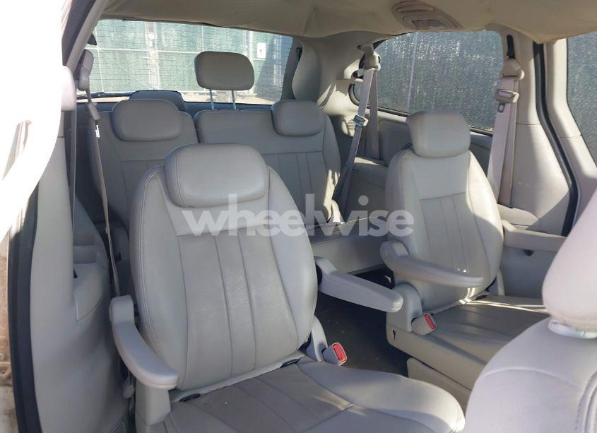 Photo 8 of 2007 Chrysler Town & COUNTRY TOURING (VIN 2A4GP54L07R206375)