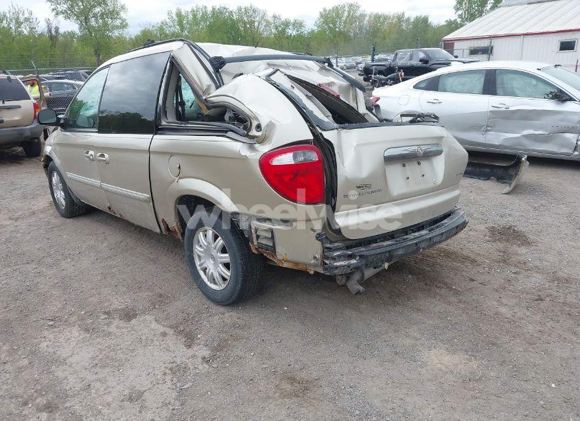 Photo 3 of 2006 Chrysler Town & COUNTRY TOURING (VIN 2A4GP54L16R616990)