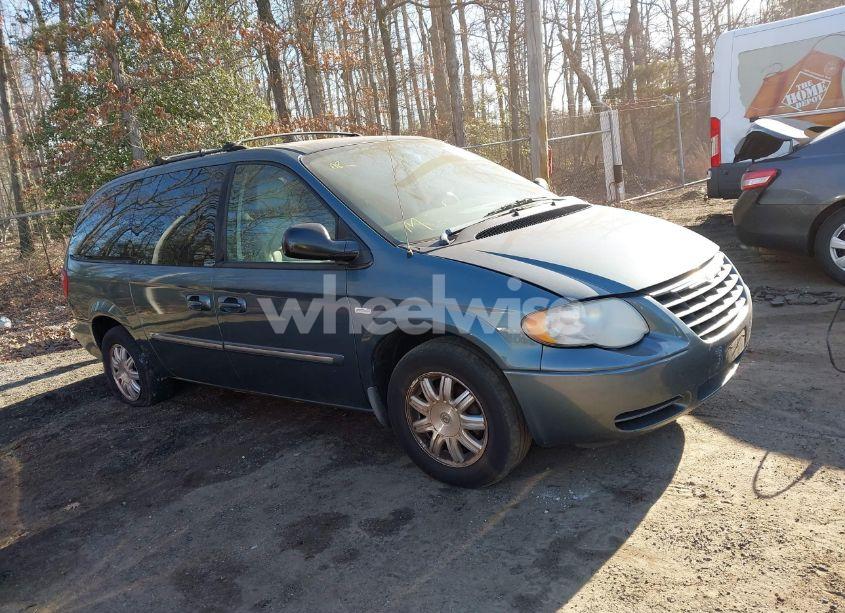 2006 Chrysler Town & COUNTRY TOURING (VIN 2A4GP54L16R701909) main photo