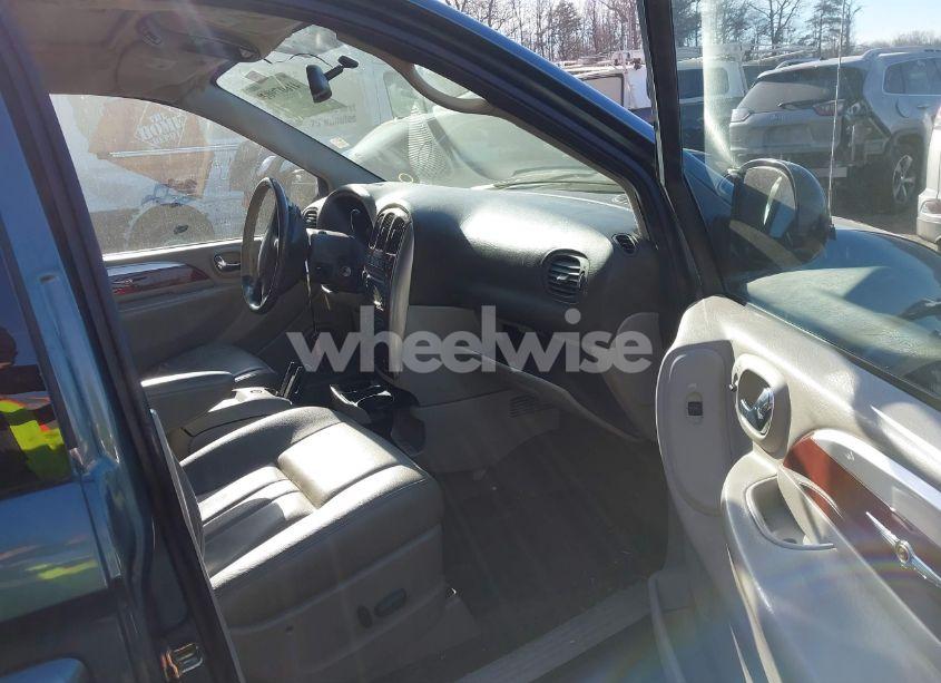 Photo 5 of 2006 Chrysler Town & COUNTRY TOURING (VIN 2A4GP54L16R701909)