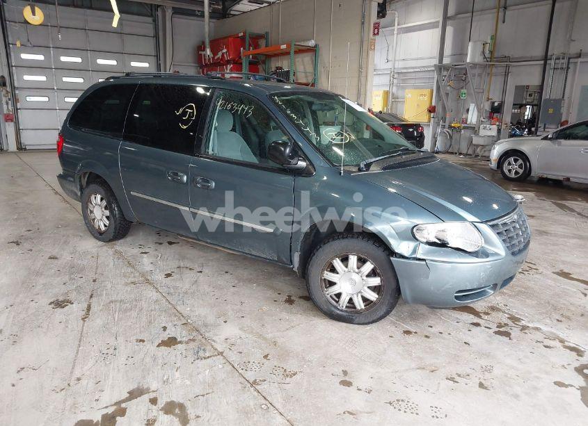 2006 Chrysler Town & COUNTRY TOURING (VIN 2A4GP54L16R766839) main photo