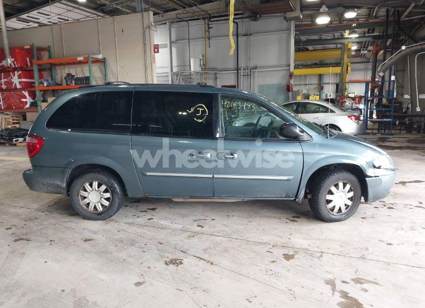 Photo 13 of 2006 Chrysler Town & COUNTRY TOURING (VIN 2A4GP54L16R766839)
