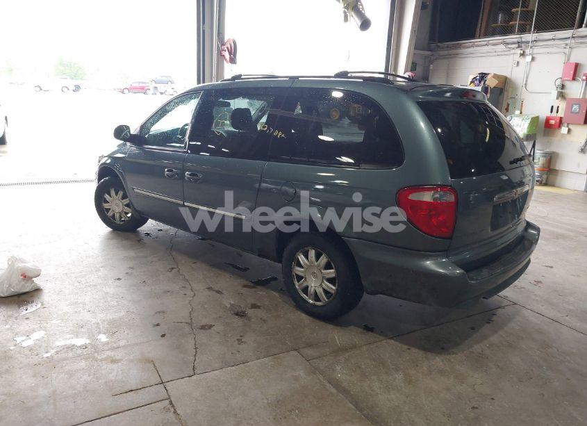 Photo 3 of 2006 Chrysler Town & COUNTRY TOURING (VIN 2A4GP54L16R766839)