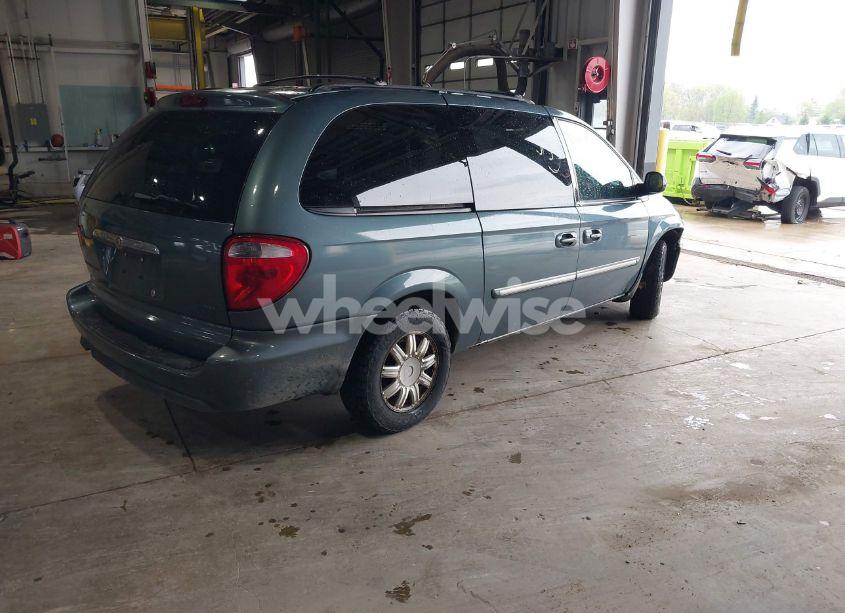 Photo 4 of 2006 Chrysler Town & COUNTRY TOURING (VIN 2A4GP54L16R766839)