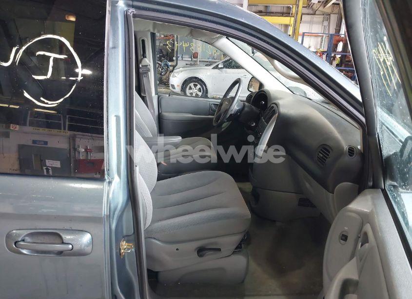 Photo 5 of 2006 Chrysler Town & COUNTRY TOURING (VIN 2A4GP54L16R766839)