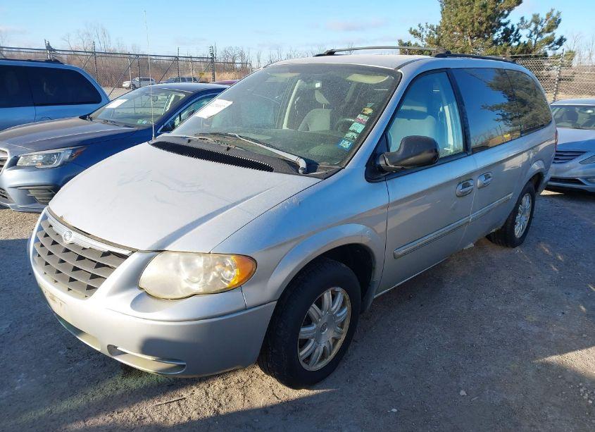 Photo 2 of 2006 Chrysler Town & COUNTRY TOURING (VIN 2A4GP54L16R795158)