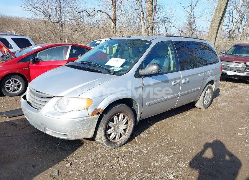 Photo 2 of 2006 Chrysler Town & COUNTRY TOURING (VIN 2A4GP54L26R849146)