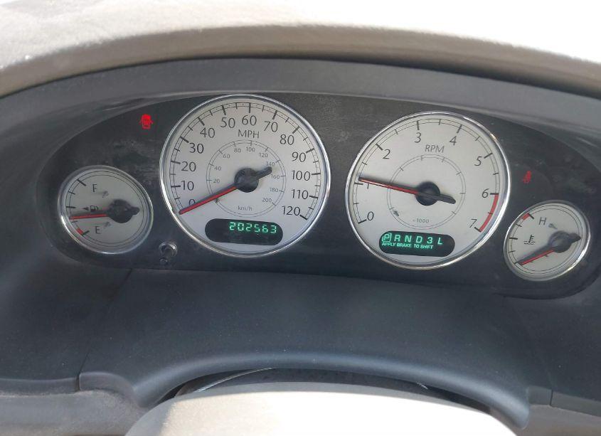 Photo 7 of 2006 Chrysler Town & COUNTRY TOURING (VIN 2A4GP54L36R610298)