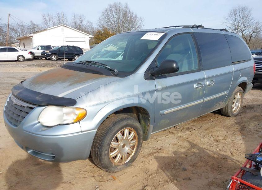 Photo 2 of 2006 Chrysler Town & COUNTRY TOURING (VIN 2A4GP54L56R651824)