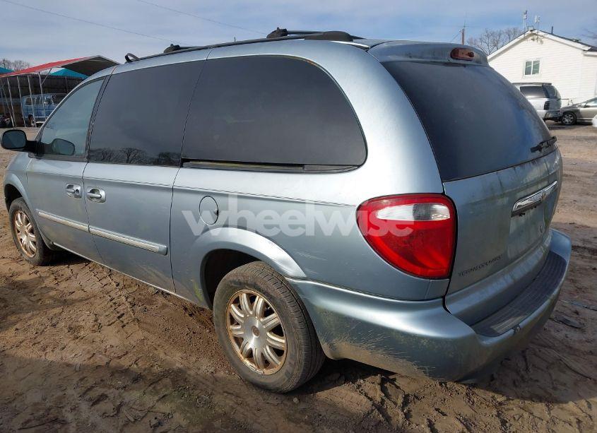 Photo 3 of 2006 Chrysler Town & COUNTRY TOURING (VIN 2A4GP54L56R651824)