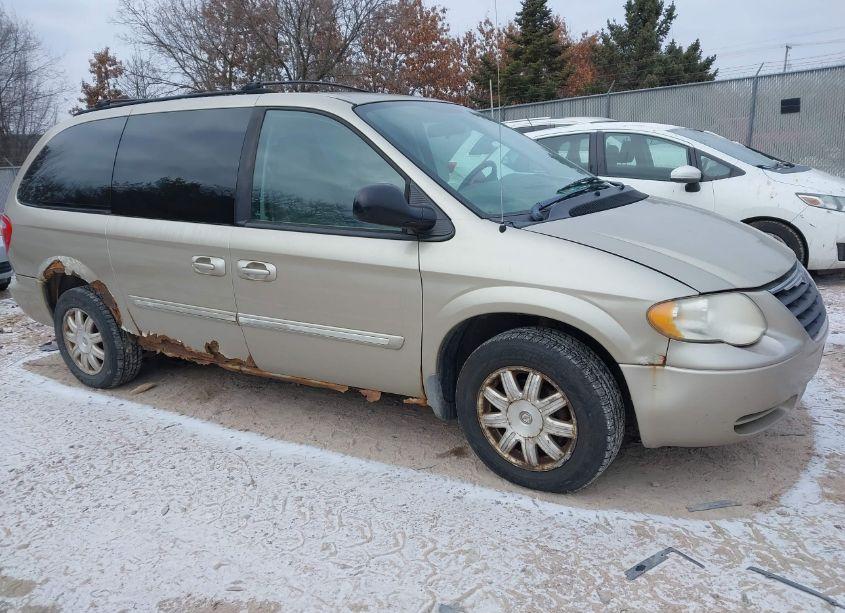 2006 Chrysler Town & COUNTRY TOURING (VIN 2A4GP54L56R878141) main photo