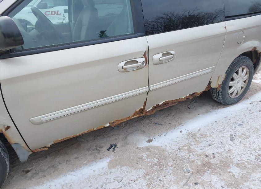 Photo 6 of 2006 Chrysler Town & COUNTRY TOURING (VIN 2A4GP54L56R878141)