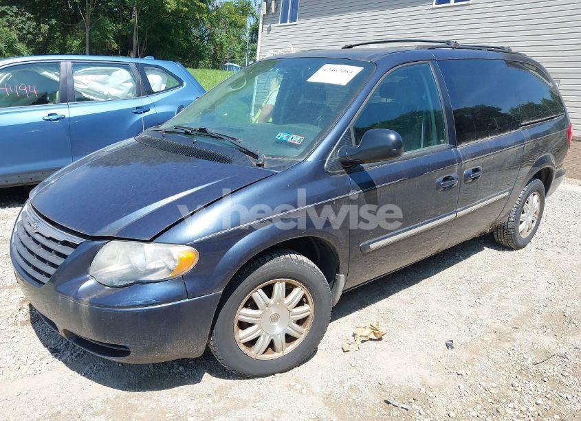 Photo 2 of 2007 Chrysler Town & COUNTRY TOURING (VIN 2A4GP54L57R141541)