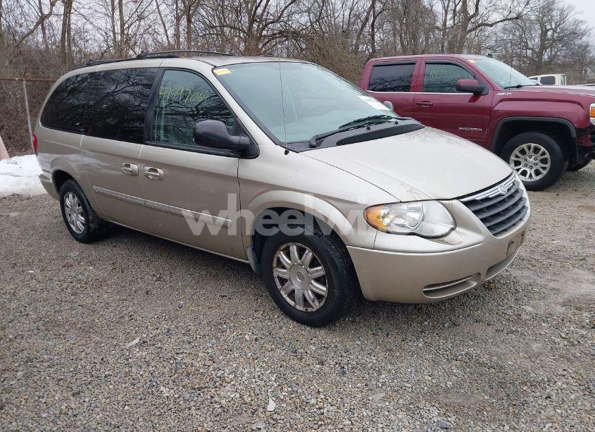 2006 Chrysler Town & COUNTRY TOURING (VIN 2A4GP54L66R644431) main photo