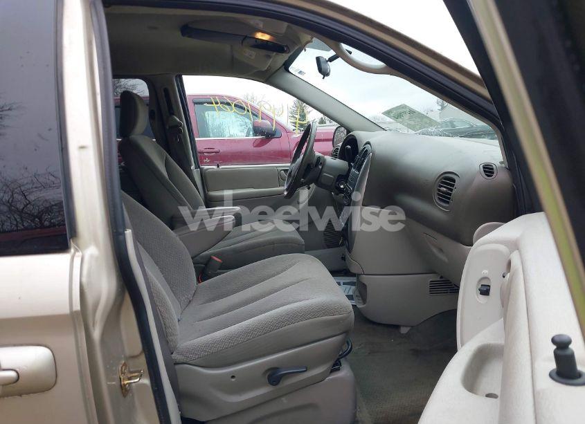 Photo 5 of 2006 Chrysler Town & COUNTRY TOURING (VIN 2A4GP54L66R644431)