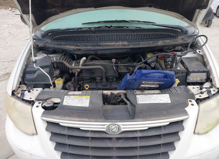 Photo 10 of 2006 Chrysler Town & COUNTRY TOURING (VIN 2A4GP54L66R721833)